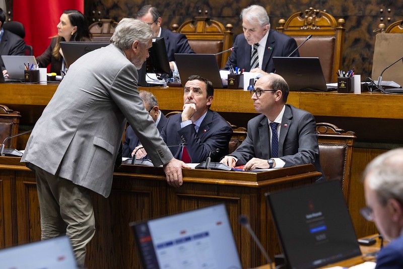 Senado despacha proyecto que permite juicios orales en ausencia del imputado